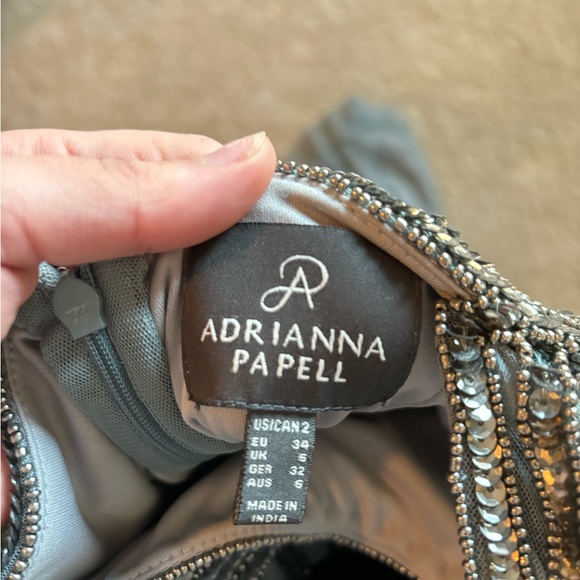 Adrianna Papell Platinum Gown 40103 Size: 2 - Picture 9 of 10